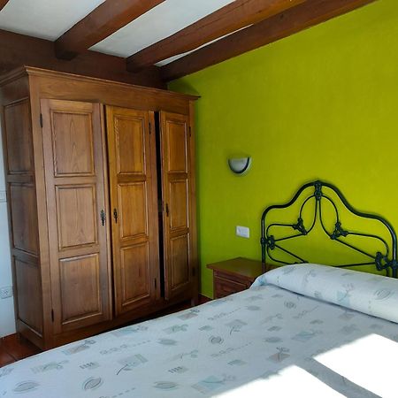 Apartamentos Rurales Las Rocas De Brez กามาเลโญ ภายนอก รูปภาพ