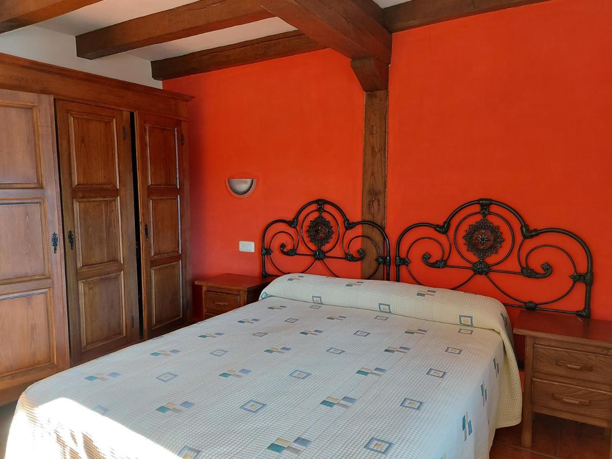Apartamentos Rurales Las Rocas De Brez กามาเลโญ ภายนอก รูปภาพ