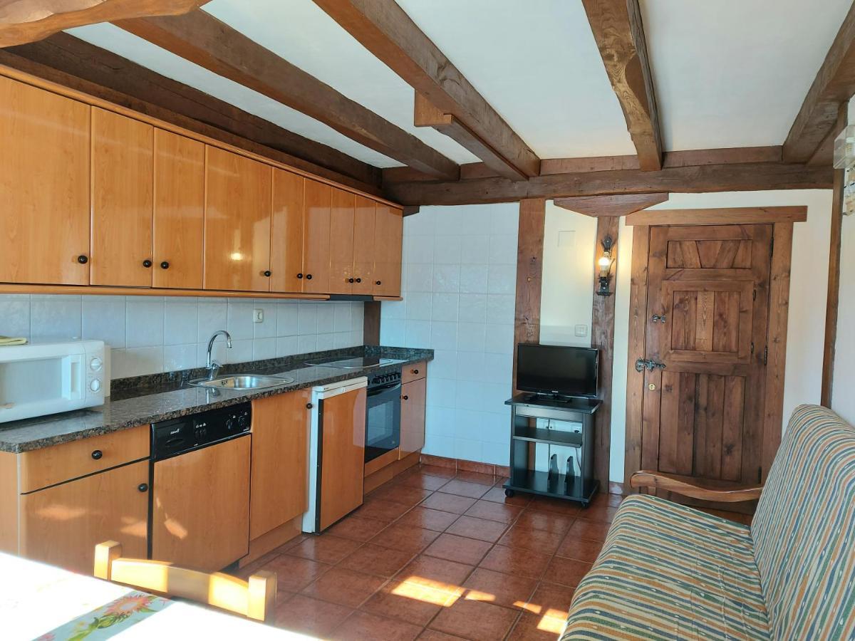 Apartamentos Rurales Las Rocas De Brez กามาเลโญ ภายนอก รูปภาพ