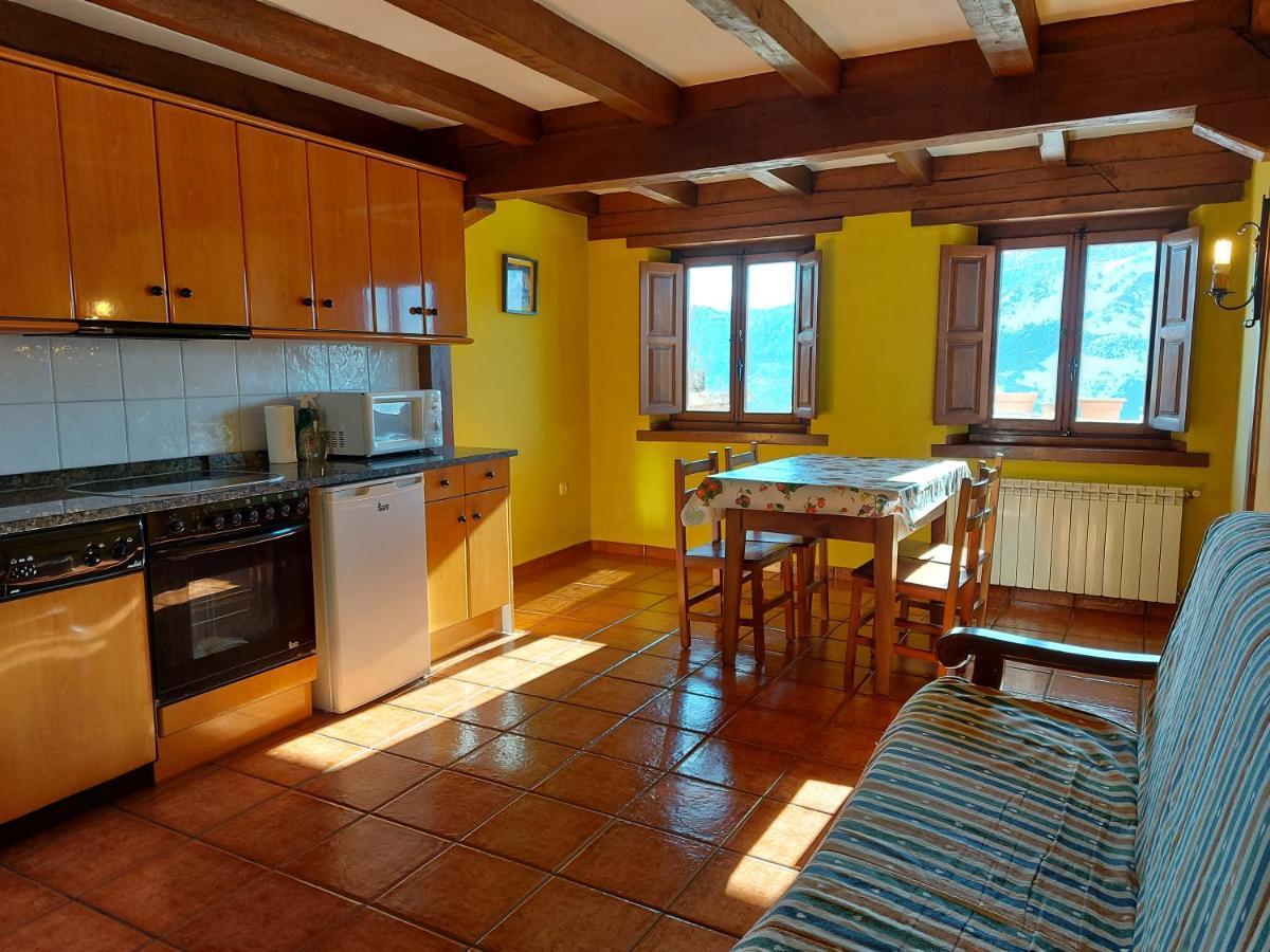 Apartamentos Rurales Las Rocas De Brez กามาเลโญ ภายนอก รูปภาพ