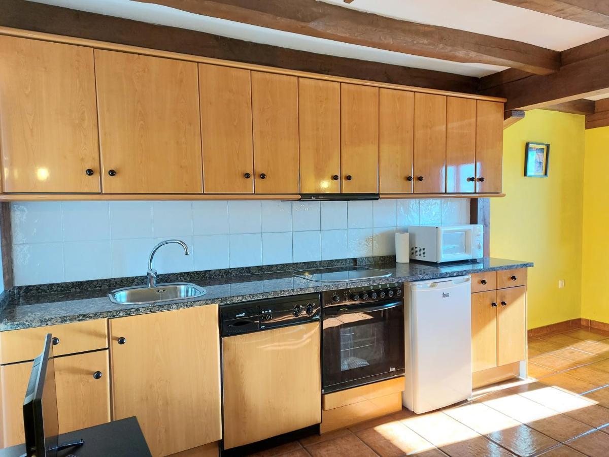 Apartamentos Rurales Las Rocas De Brez กามาเลโญ ภายนอก รูปภาพ