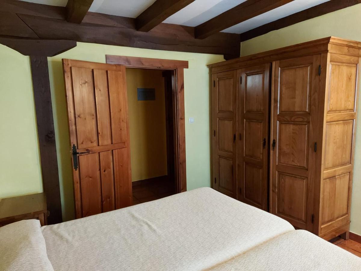 Apartamentos Rurales Las Rocas De Brez กามาเลโญ ภายนอก รูปภาพ