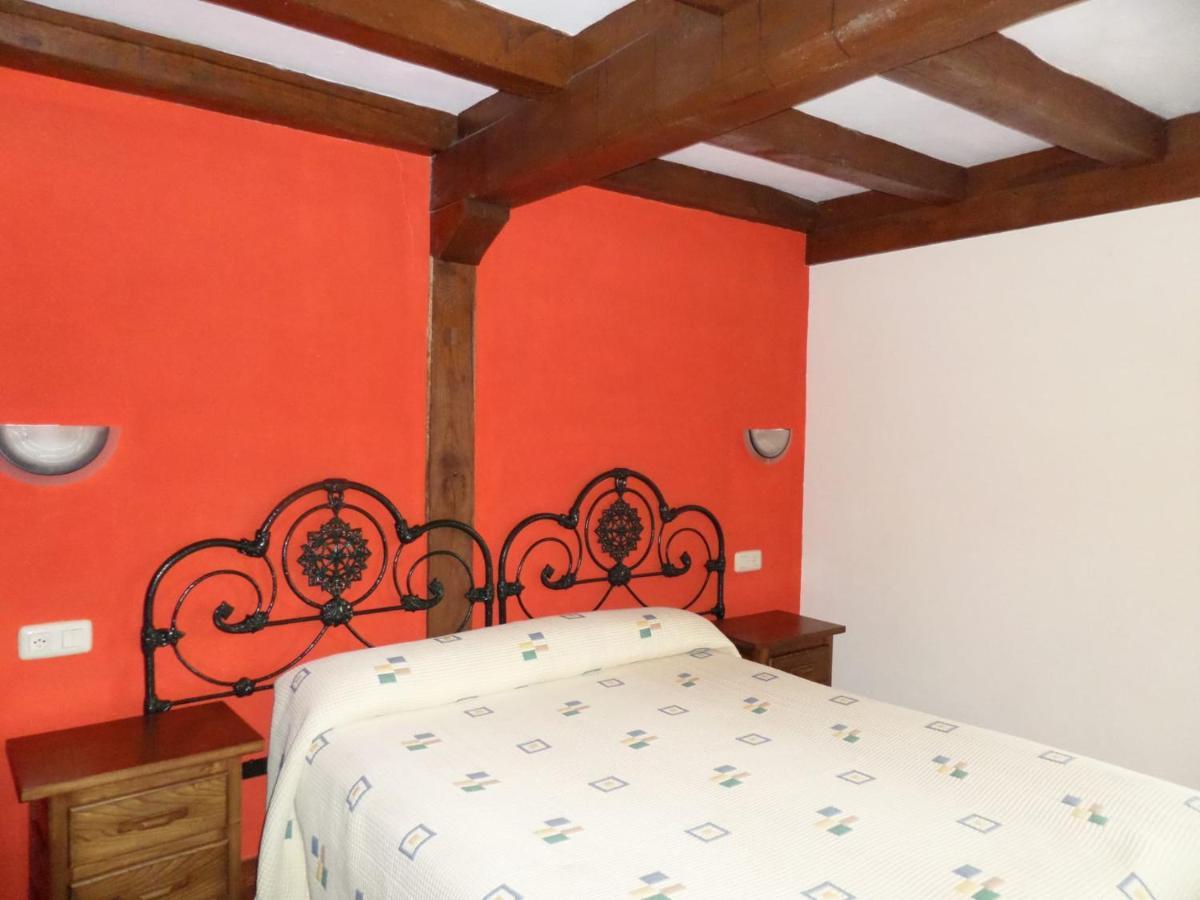 Apartamentos Rurales Las Rocas De Brez กามาเลโญ ภายนอก รูปภาพ