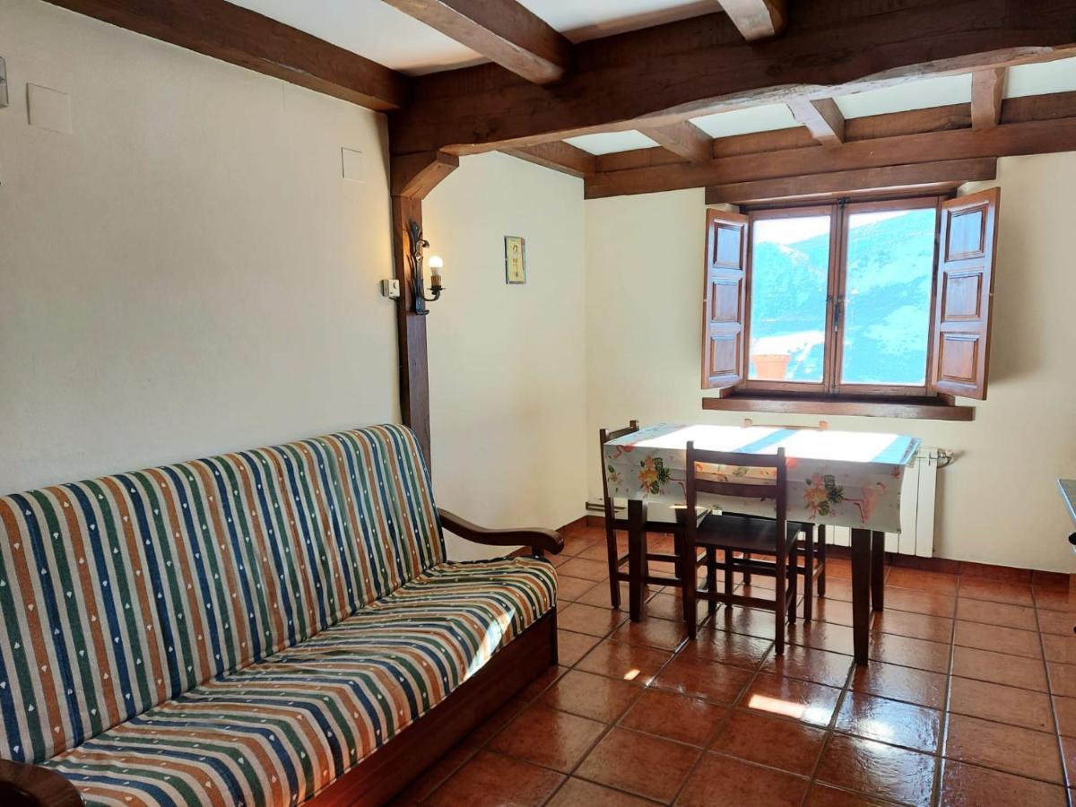 Apartamentos Rurales Las Rocas De Brez กามาเลโญ ภายนอก รูปภาพ